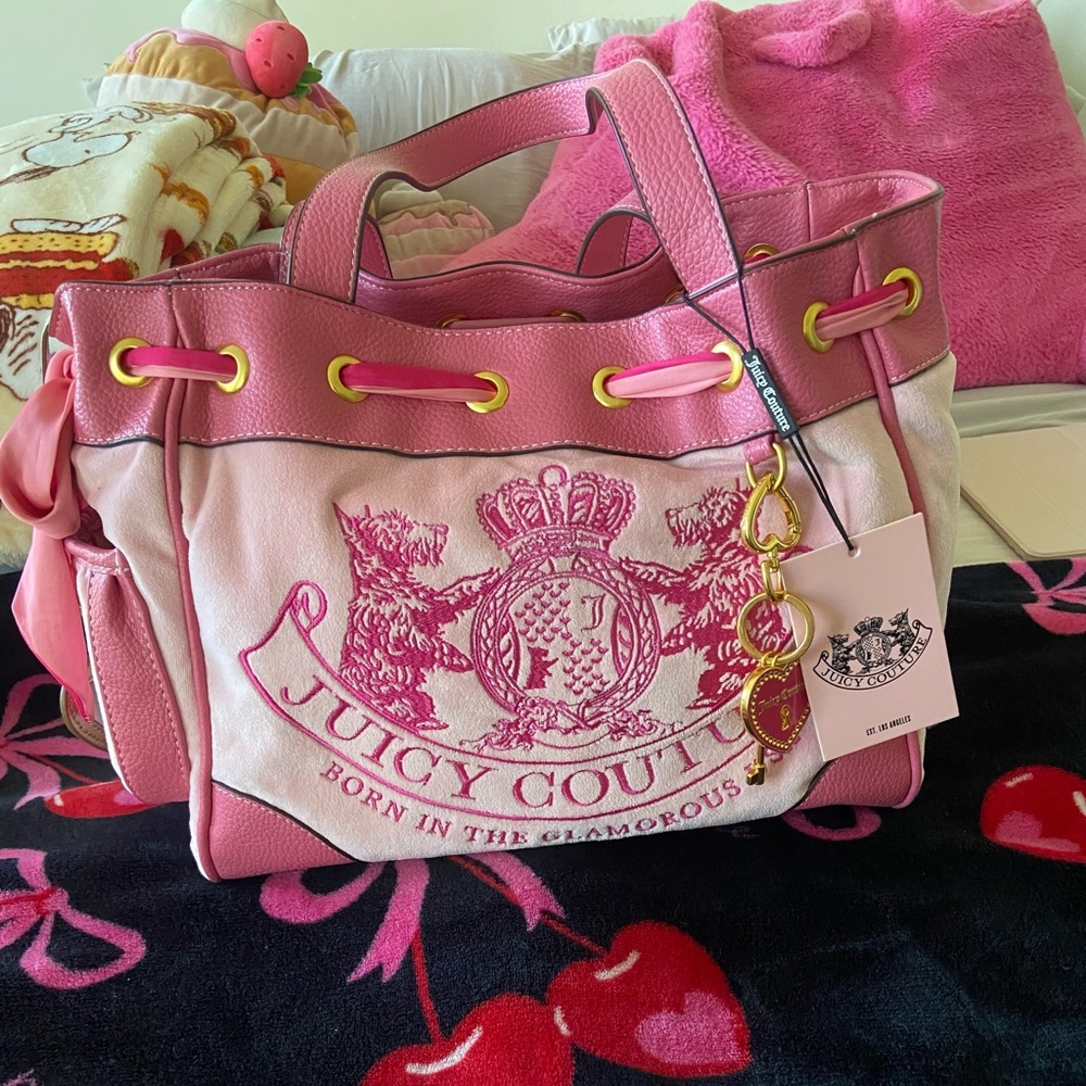 Juicy Couture UK exclusive Pink daydreamer